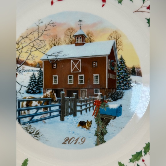 Lenox HOLIDAY ANNUAL CHRISTMAS PLATE Collector Plate 2019 29th Anniversary - Picture 3 of 11
